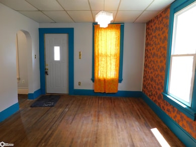 304 N Birch St, Creston, IA 50801 - photo 6