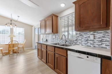 2550 S Ellsworth Rd unit 678, Mesa, AZ 85209 - photo 3