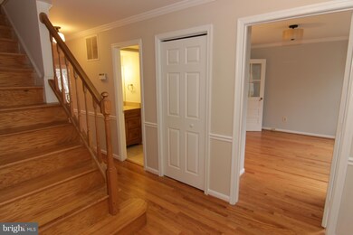 1910 Aubrey Place Ct, Vienna, VA 22182 - photo 3