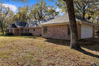 16 Pr (Private Road) 52365, Pittsburg, TX 75686 - photo 4