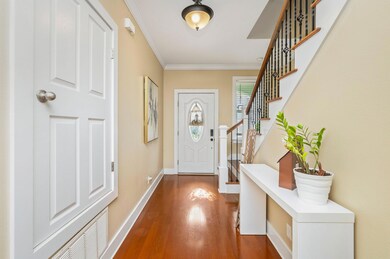 6-web-or-mls-233 Inverrary Dr-01