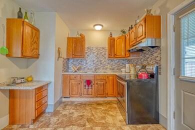 41 Dunn St unit 41 & 43, Auburn, ME 04210 - photo 5