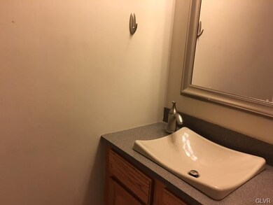 unlisted-address, Freemansburg, PA 18017 - photo 5