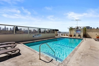 421 S Lafayette unit 214, Los Angeles, CA 90057 - photo 4