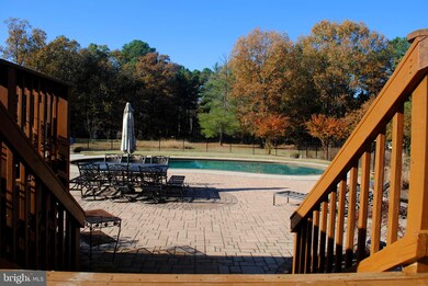 19095 Ridge Rd, Colonial Beach, VA 22443 - photo 5