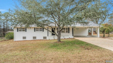 131 Skidmore Dr NW, Arab, AL 35016 - photo 2