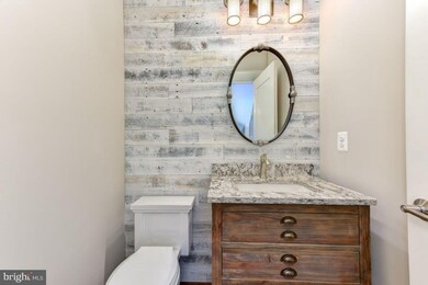 114 James Dr SW, Vienna, VA 22180 - photo 5