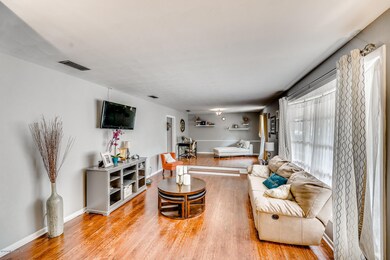 1019 Park Forest Ln, Jacksonville, FL 32211 - photo 6