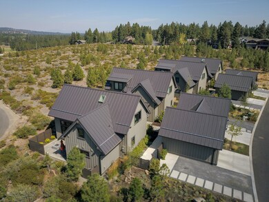 Single Car Garage & Driveway