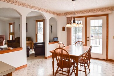 The dinette has access to the back deck.