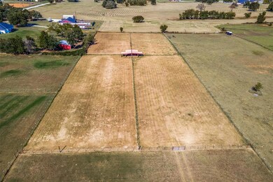 410 Lazy b Ln, Springtown, TX 76082 - photo 4