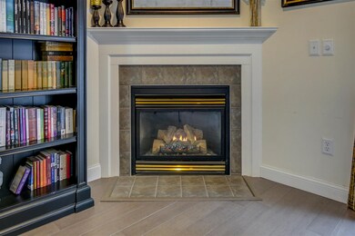 68 Magnolia Ln, Newmarket, NH 03857 - photo 5