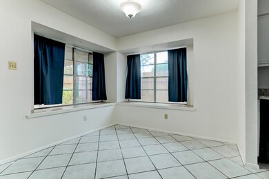 16722 Barcelona Dr, Friendswood, TX 77546 - photo 7