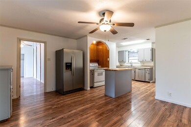 107 Mcmahon St, Bonham, TX 75418 - photo 7