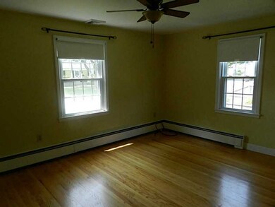 17 Verndale Cir, Bristol, RI 02809 - photo 6