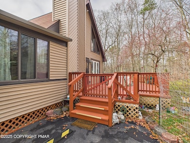 197 Hummingbird Trail, Pocono Mountain Lake Estates, PA 18324 - photo 6