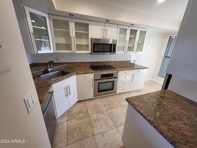 5132 N 31st Way unit 147, Phoenix, AZ 85016 - photo 2