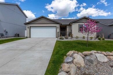 613 Canterbury Ln, Colbert, WA 99005 - photo 2
