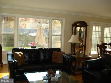 6419 Lyric Ln, Falls Church, VA 22044 - photo 3