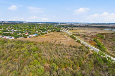 204 Lehman Rd, Kyle, TX 78640 - photo 4