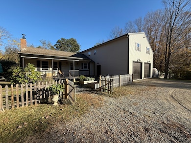 93 Jericho Rd, Pomfret Center, CT 06259 - photo 2