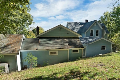 Very private backyard - feels much bigger!