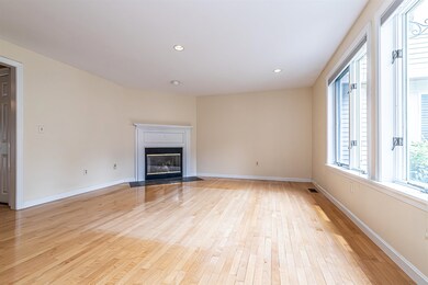 23 Salisbury Rd unit U55, Nashua, NH 03064 - photo 5