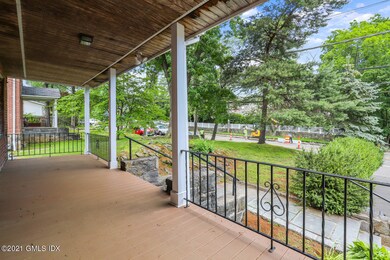 60 Weaver St, Greenwich, CT 06831 - photo 2