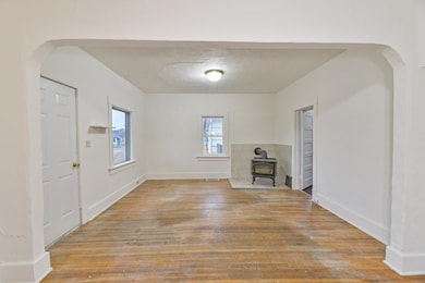 1329 E Gordon Ave, Spokane, WA 99207 - photo 2