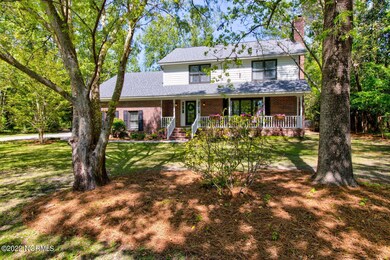 1613 Field View Rd
