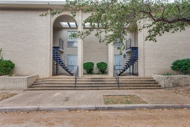 3828 W 7th St, Fort Worth, TX 76107 - photo 6