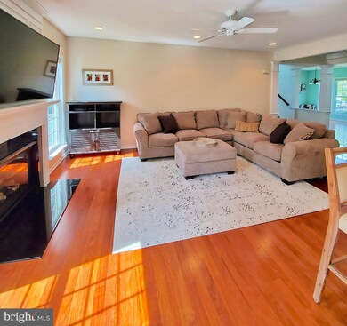 230 Liberty Trail Ct E, Fountainville, PA 18923 - photo 4