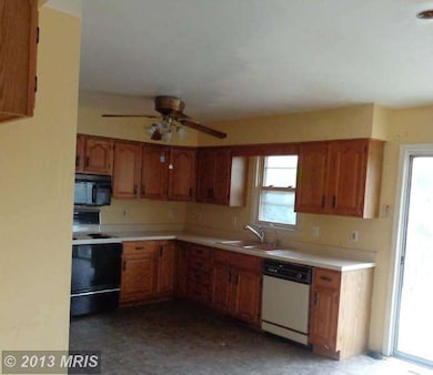 106 Kathys Ln, Hedgesville, WV 25427 - photo 3