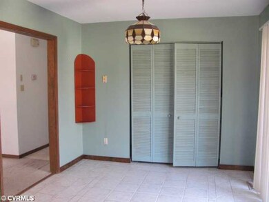 Kitchen - Eat In Area of Kitchen