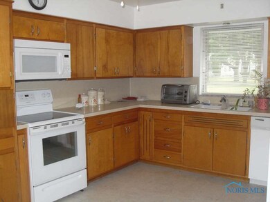 2601 108th St, Toledo, OH 43611 - photo 4