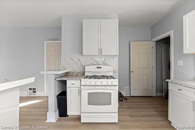 3764 W Euclid St, Detroit, MI 48206 - photo 7