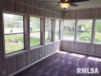 3907 Lorton Ave, Davenport, IA 52807 - photo 7