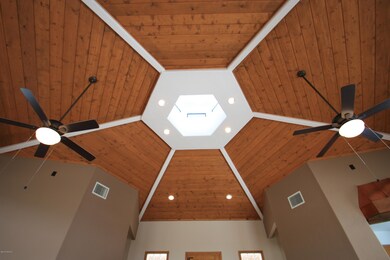 LivingRm/FamilyRm Ceiling