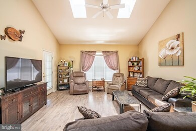 11 Weaver Ave, Ephrata, PA 17522 - photo 4