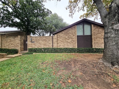 2215 Winter Sunday Way, Arlington, TX 76012 - photo 2