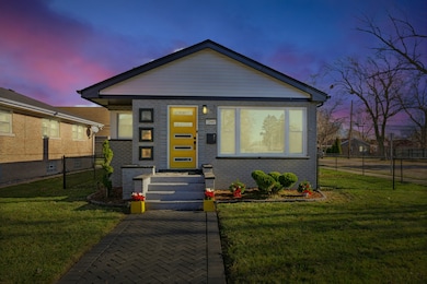 12447 S Bishop St, Calumet Park, IL 60827 - photo 2