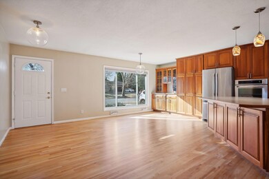 10494 106th Place N, Maple Grove, MN 55369 - photo 4