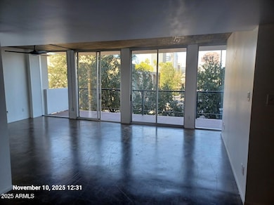 Regency House unit 204, Phoenix, AZ 85004 - photo 4