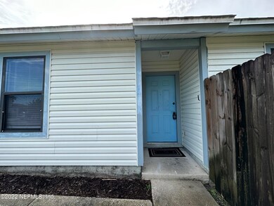 2452 Townsquare Dr, Jacksonville, FL 32216 - photo 4