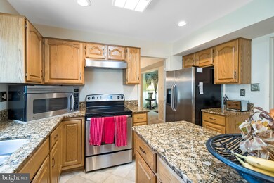 109 Johnsberg Ln, Bowie, MD 20721 - photo 6