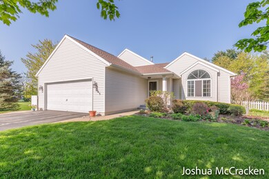 365 River Place unit 9, Lowell, MI 49331 - photo 2