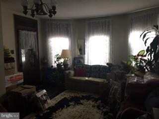 410 W Queen St, Chambersburg, PA 17201 - photo 3