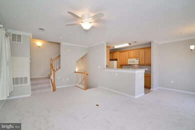 13113 Marcey Creek Rd, Herndon, VA 20171 - photo 7