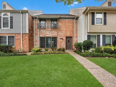 10305 Briar Forest Dr unit 3, Houston, TX 77042 - photo 3