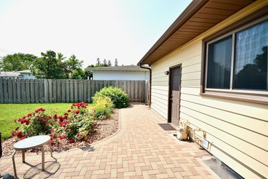 3109 9th St N, Fargo, ND 58102 - photo 4